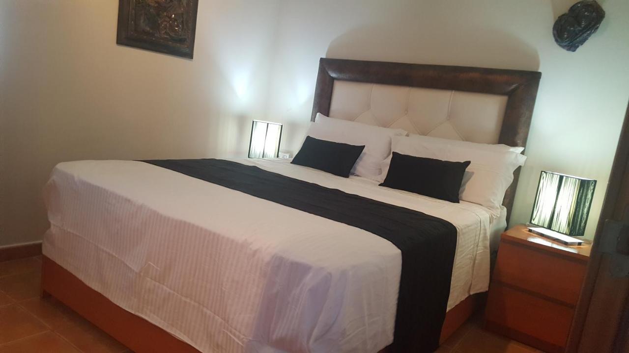 Villafonzie Adults Only Gayfriendly Montana la Data Exterior photo